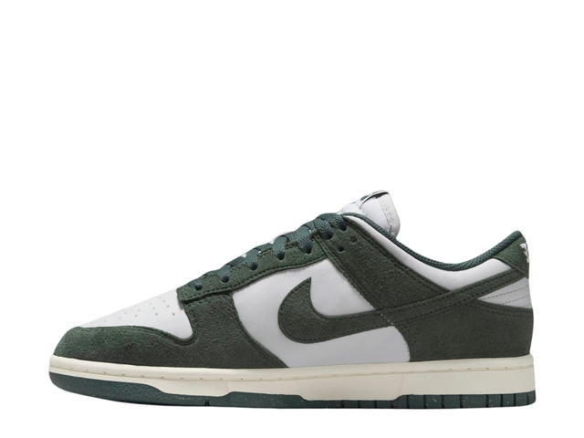 Nike Nike Dunk Low Green Suede - view 2