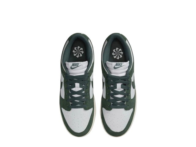 Nike Nike Dunk Low Green Suede - view 3