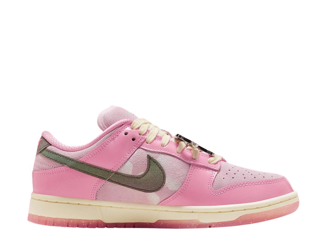Nike Nike Dunk Low LX Barbie (Women's)