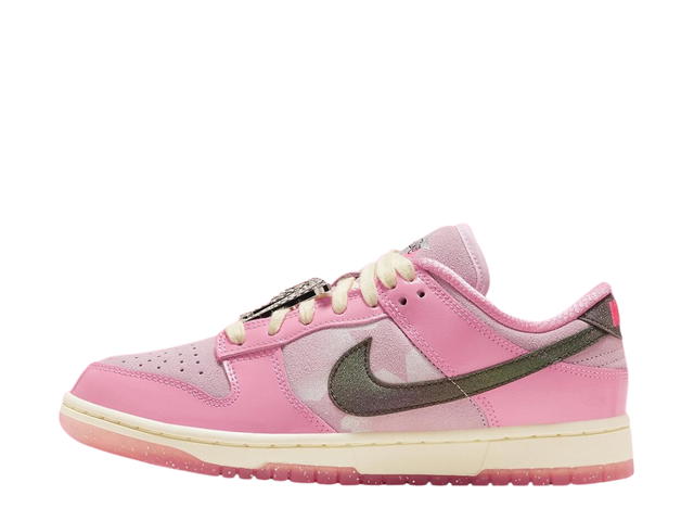 Nike Nike Dunk Low LX Barbie (Women's) - view 2