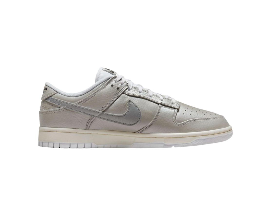 Nike Nike Dunk Low Metallic Silver