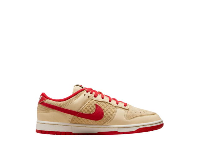 Nike Nike Dunk Low Retro SE Strawberry Waffle - view 1