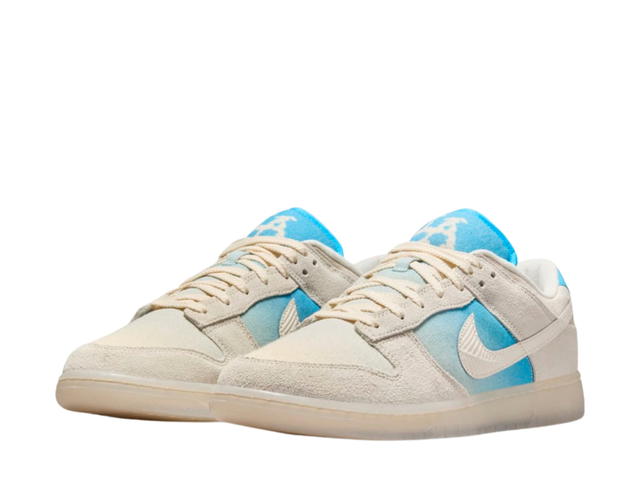 Nike Nike Dunk Low SE LA - view 3