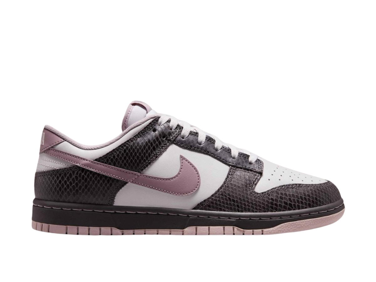 Nike Nike Dunk Low SE Medium Ash Violet Snakeskin
