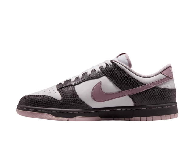 Nike Nike Dunk Low SE Medium Ash Violet Snakeskin - view 2