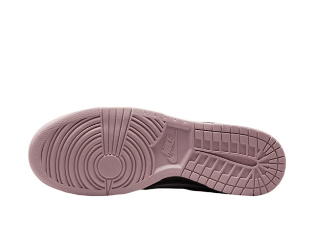 Nike Nike Dunk Low SE Medium Ash Violet Snakeskin - view 4