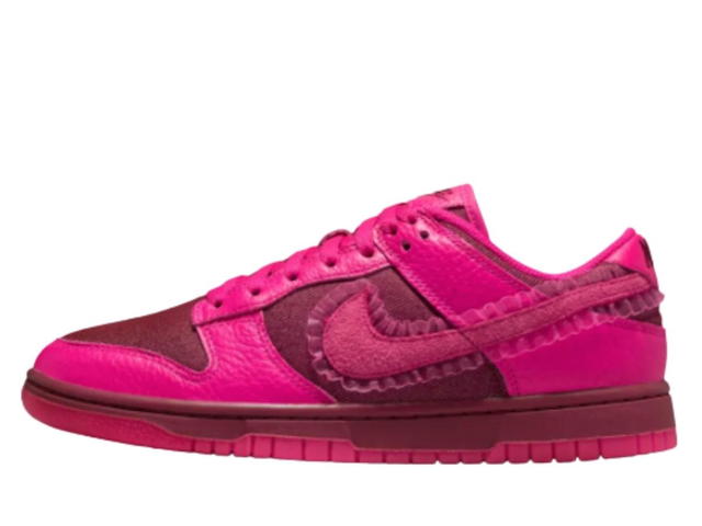 Nike Nike Dunk Low Valentine's Day (2022) (Women's) - view 2