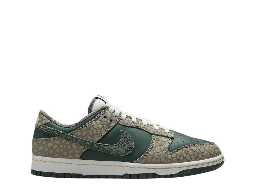 Nike Nike Dunk Low Vintage Green And Dark Stucco