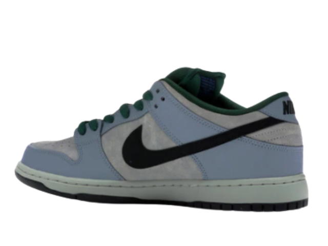 Nike Nike SB Dunk Low Maple Leaf Central Park - view 3