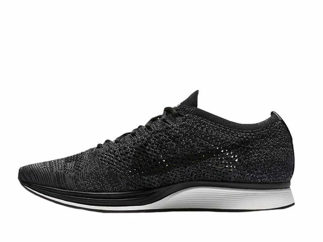 Nike Nike Flyknit Racer Blackout - view 3