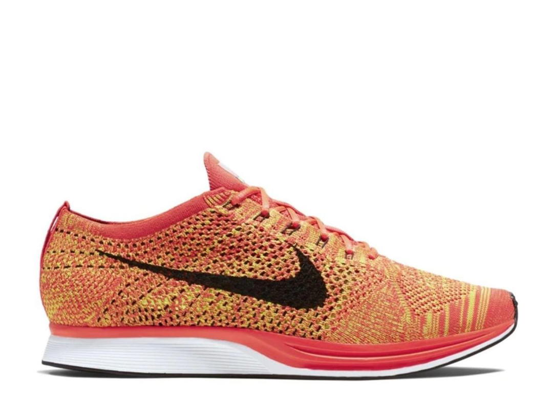 Nike Nike Flyknit Racer Bright Crimson
