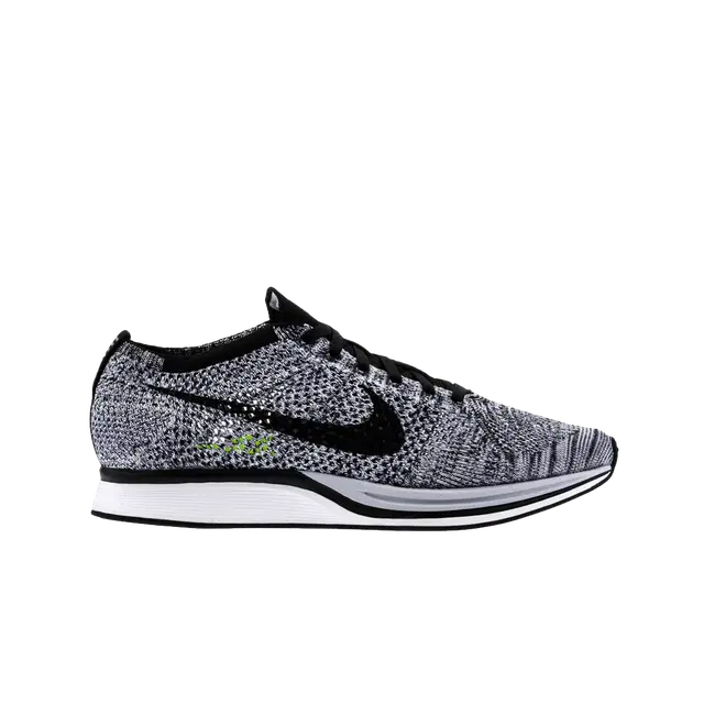 Nike Nike Flyknit Racer Oreo - view 2