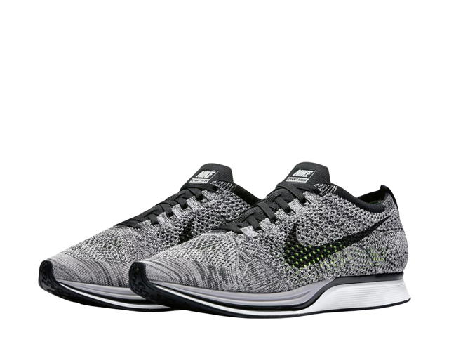 Nike Nike Flyknit Racer Oreo - view 3
