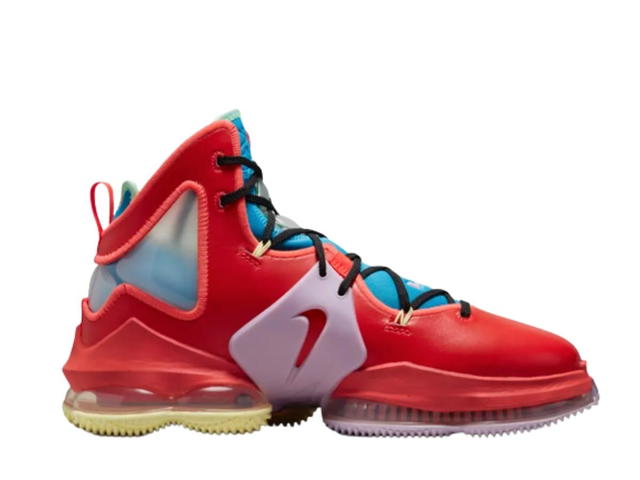 Nike Nike LeBron 19 The Map - view 1