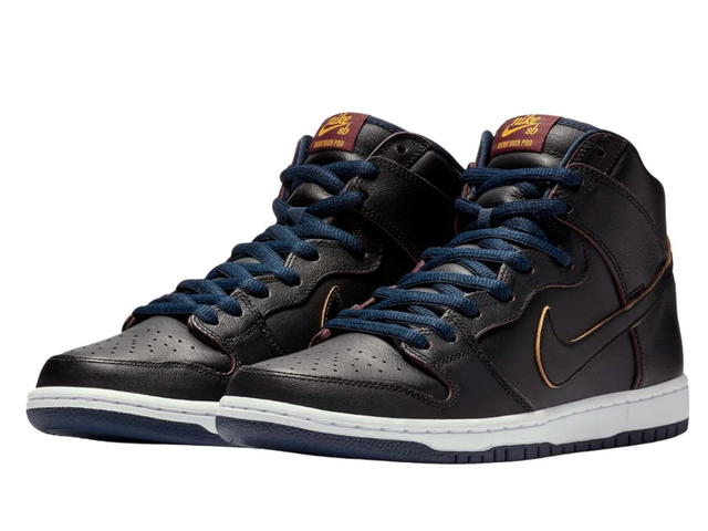 Nike Nike SB Dunk High NBA Cavs - view 3