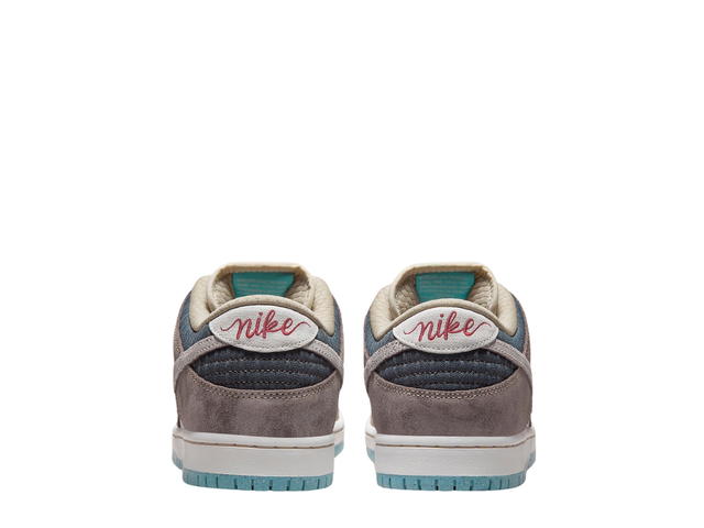 Nike Nike SB Dunk Low Big Money Savings - view 4