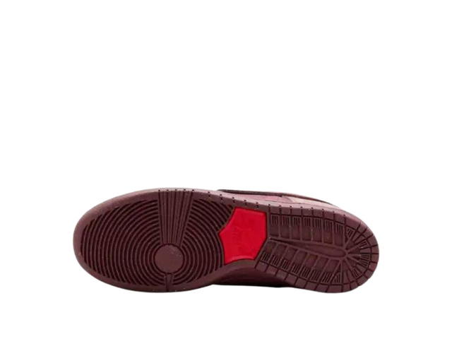 Nike Nike SB Dunk Low City of Love Burgundy Crush - view 6