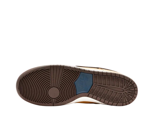 Nike Nike SB Dunk Low City of Cinema - view 4