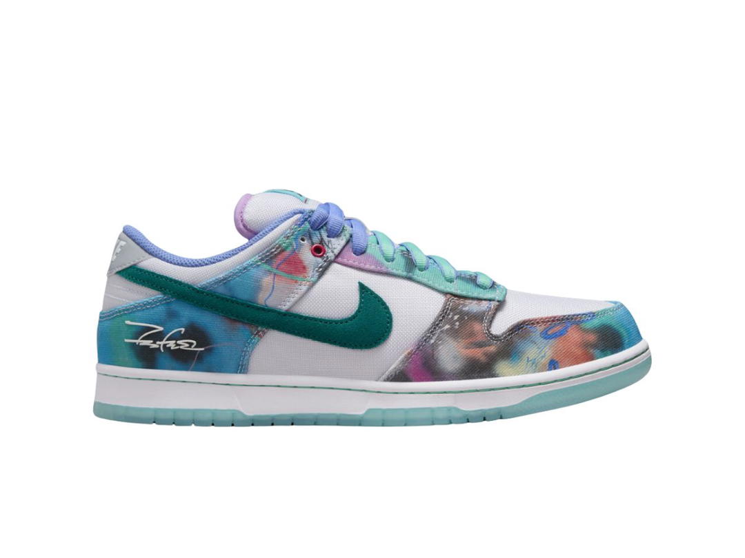 Nike Nike SB Dunk Low Futura Laboratories Bleached Aqua