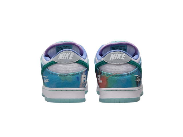 Nike Nike SB Dunk Low Futura Laboratories Bleached Aqua - view 4