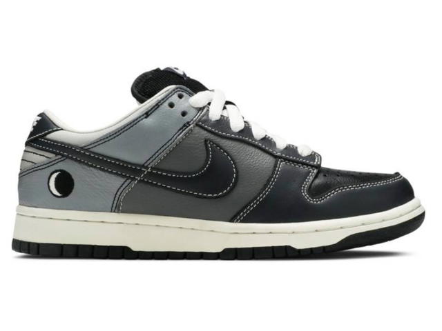 Nike Nike SB Dunk Low Lunar Eclipse (East) - view 1