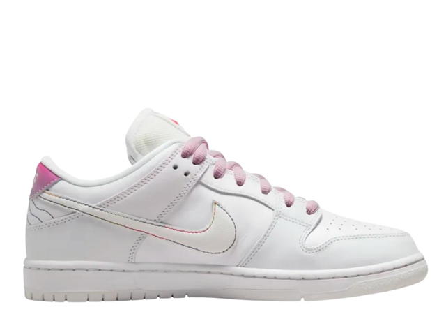 Nike Nike SB Dunk Low Pro Be True - view 1
