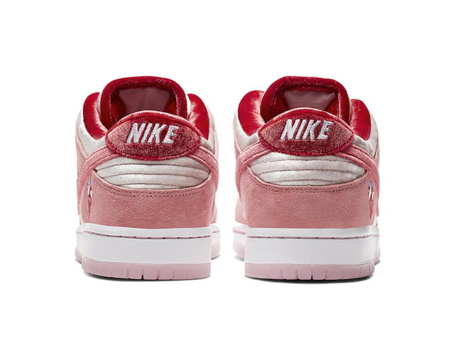 Nike Nike SB Dunk Low StrangeLove Skateboards (Regular Box) - view 2
