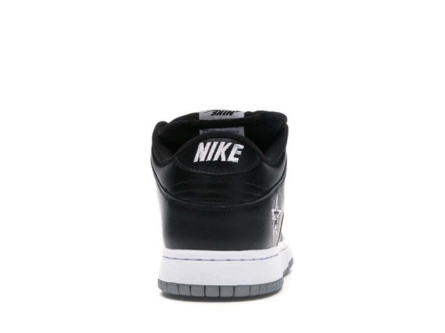 Nike Nike SB Dunk Low Supreme Jewel Swoosh Silver - view 2