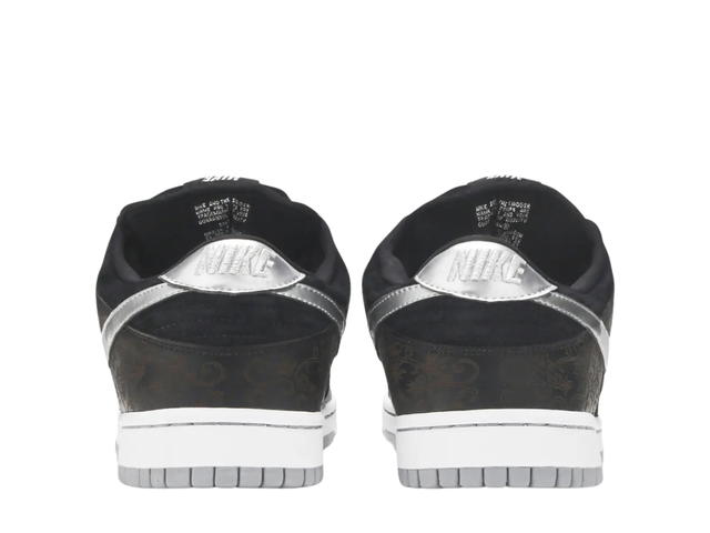 Nike Nike SB Dunk Low Takashi 2 - view 4
