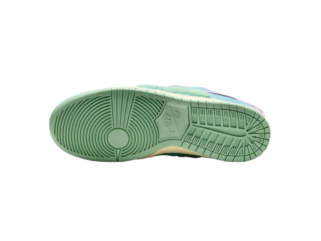 Nike Nike SB Dunk Low Verdy Visty - view 7