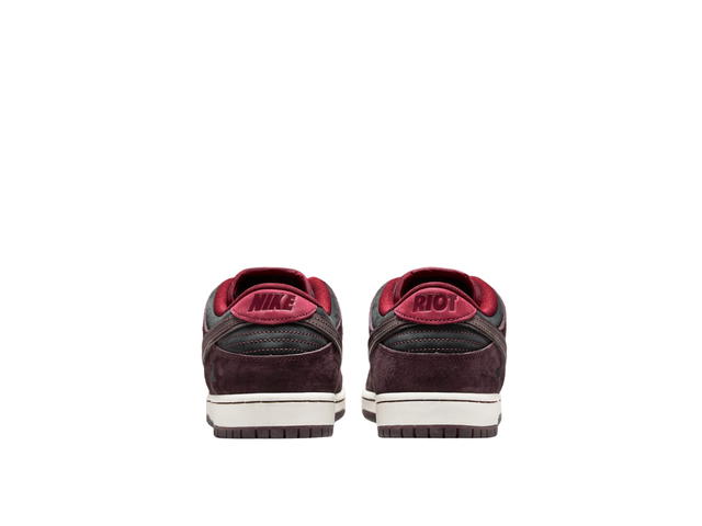 Nike Nike SB Dunk Low x Riot Skateshop Mahogany And Team Red - view 5