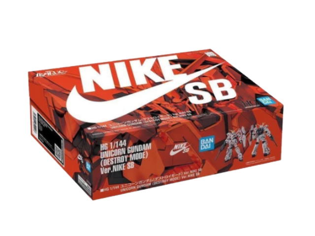 Nike Nike SB Unicorn Gundam x Bandai Gundam 02 Banshee (1/144 Scale) Model Kit Action Figure - view 2