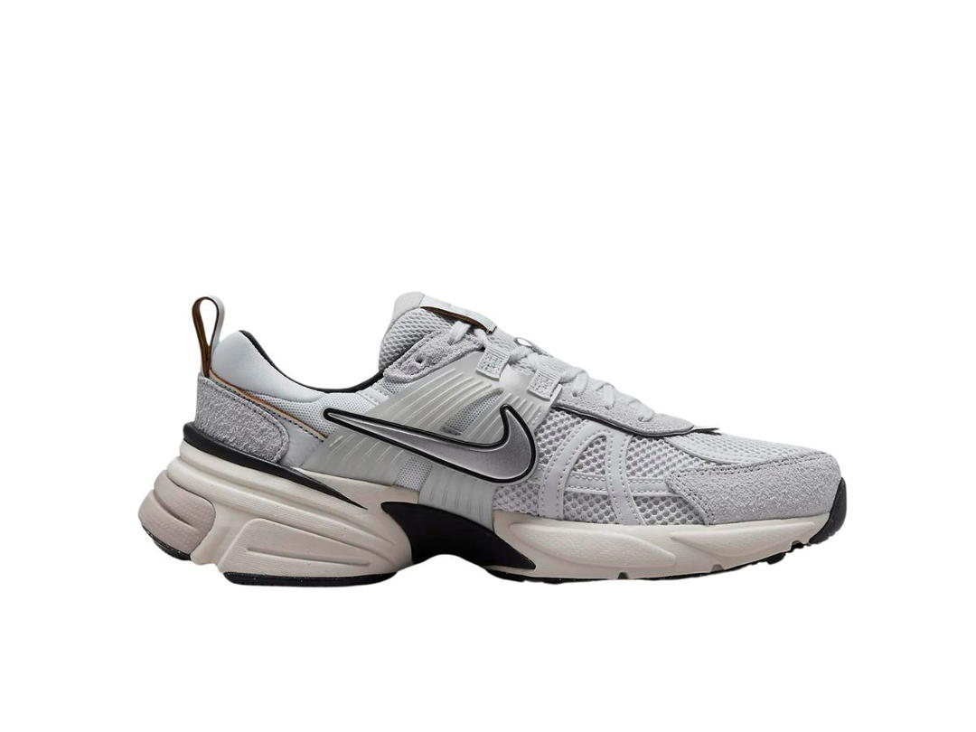 Nike Nike V2K Run Pure Platinum Chrome (Women's)