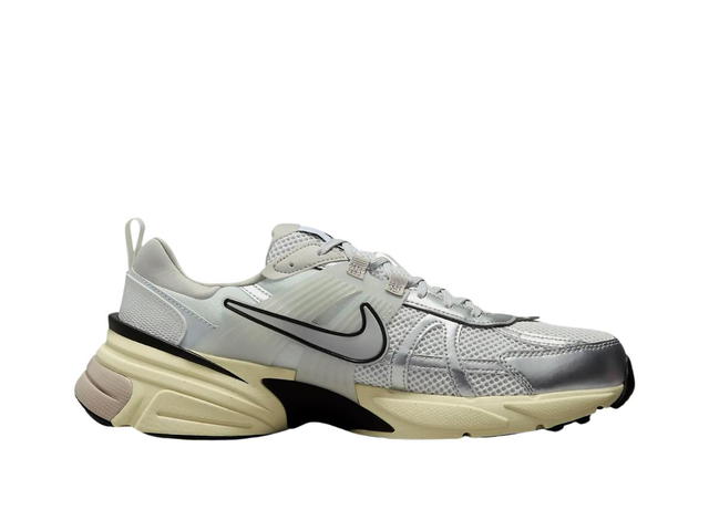 Nike Nike V2K Run Summit White Metallic Silver - view 1