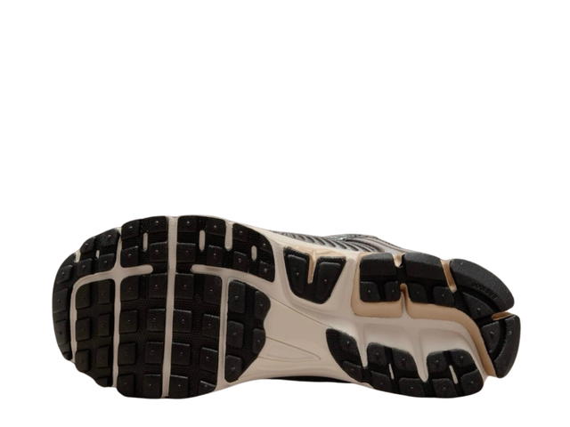 Nike Nike Zoom Vomero 5 Baroque Brown (Women's) - view 4
