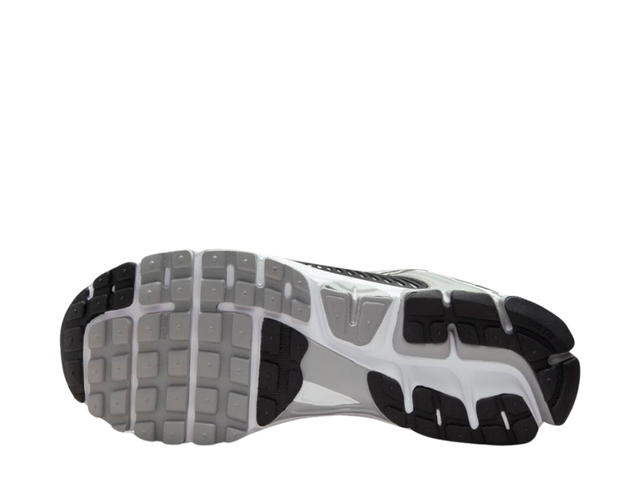 Nike Nike Zoom Vomero 5 Metallic Silver Black - view 6