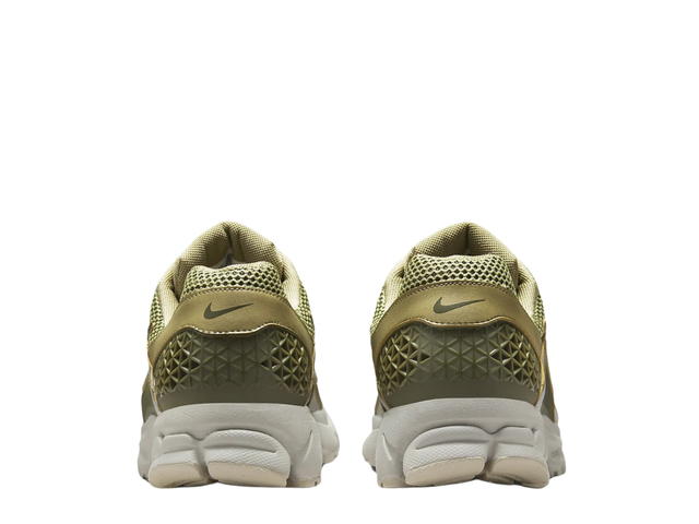 Nike Nike Zoom Vomero 5 Neutral Olive - view 4