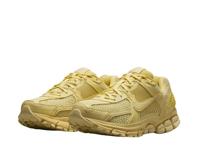 Nike Nike Zoom Vomero 5 Saturn Gold (Women's) - view 3