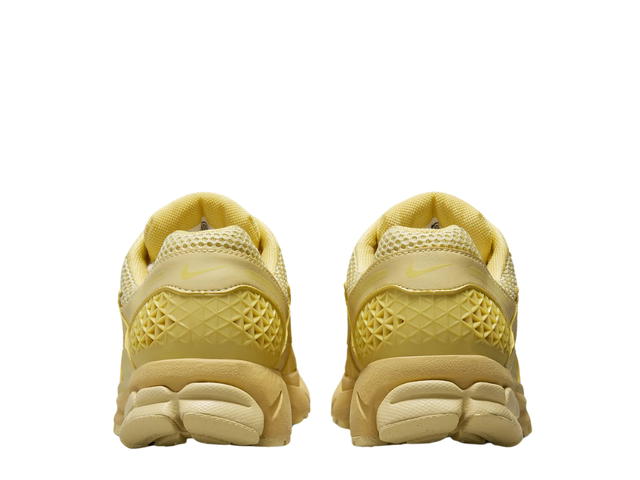Nike Nike Zoom Vomero 5 Saturn Gold (Women's) - view 4
