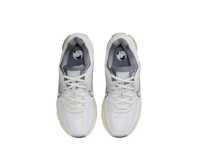 Nike Nike Zoom Vomero 5 Summit White Pure Platinum (Women's) - view 3