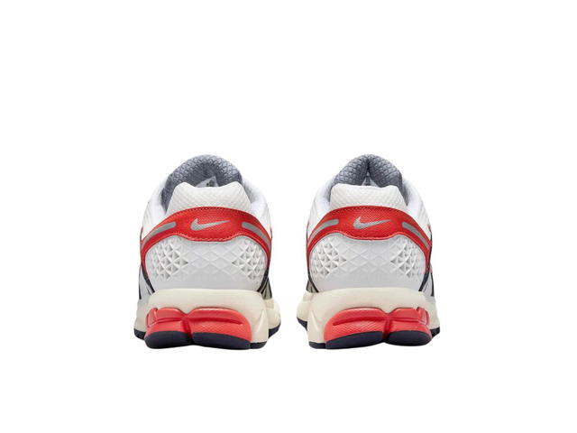 Nike Nike Zoom Vomero 5 USA - view 4