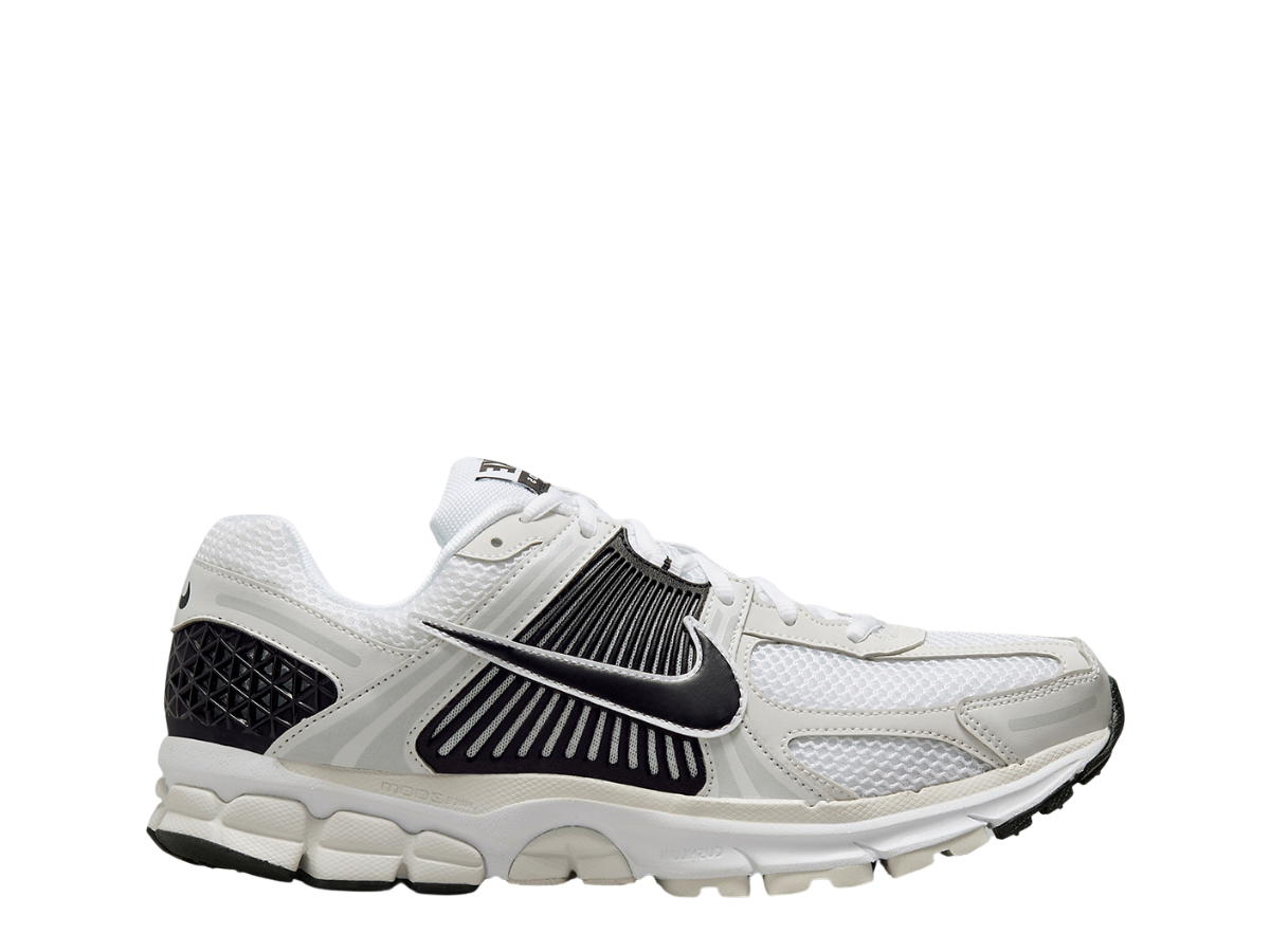 Nike Nike Zoom Vomero 5 White Black