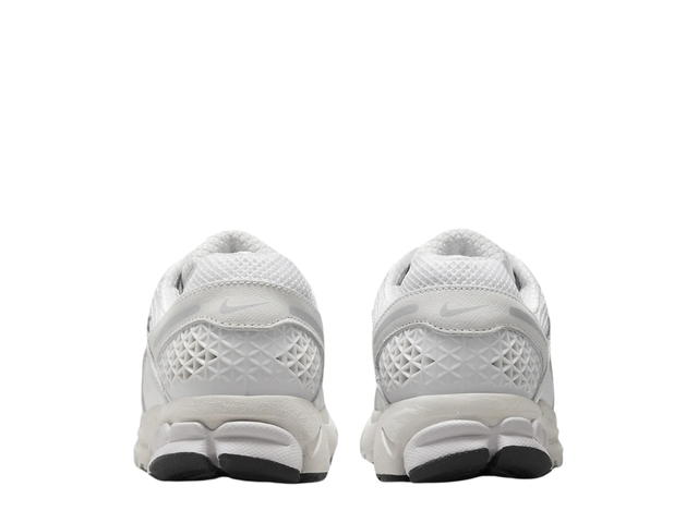 Nike Nike Zoom Vomero 5 White Vast Grey (Women's) - view 4