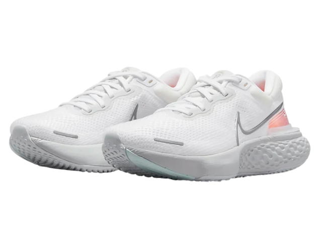 Nike Nike ZoomX Invincible Run Flyknit White Pure Platinum Chile Red - view 3
