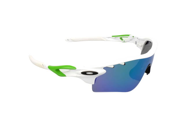 Oakley Oakley Radarlock OO9181-35 Sunglasses In White-Green Acetate Frame With Blue Green Gradient Lenses - view 3
