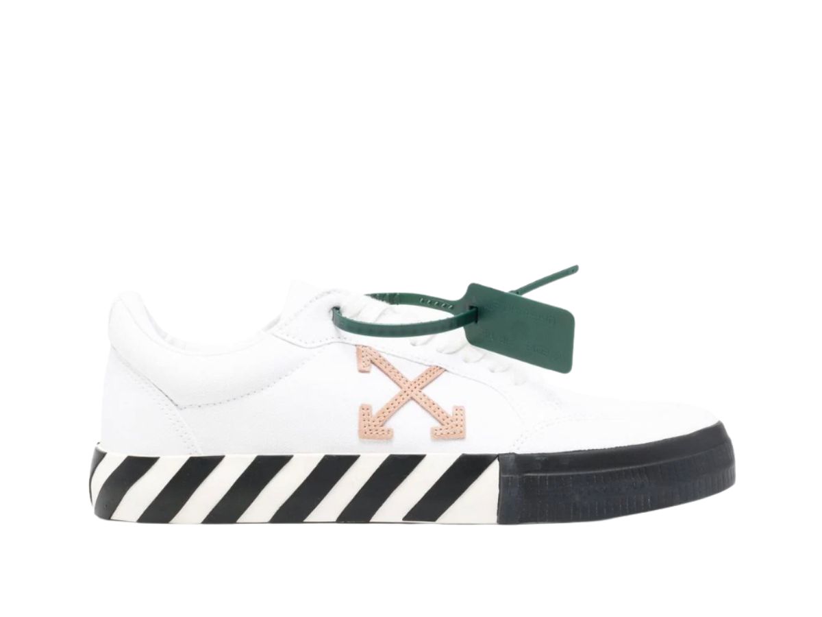 Off-White Off-White Low Vulcanised Canvas Sneaker White Dark Sand