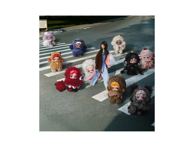 Pop Mart (เช็คการ์ด) Pop Mart Darkness Skullpanda You Found Me! Series Plush Doll Pendant - view 3