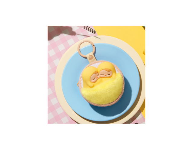 Pop Mart Pop Mart Pucky Egg Beanie Series-Earphone Case - view 2