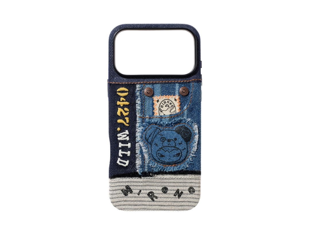 Pop Mart Pop Mart Hirono Road Journal Series-Patchwork Phone Case (iPhone 17 Pro Max)