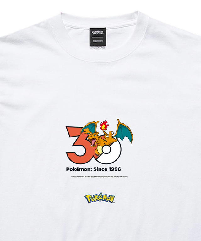 Pokemon Pokemon 30th Anniversary 1025 T-shirt "Charizard" Collection presented by ZOZOTOWN - view 2